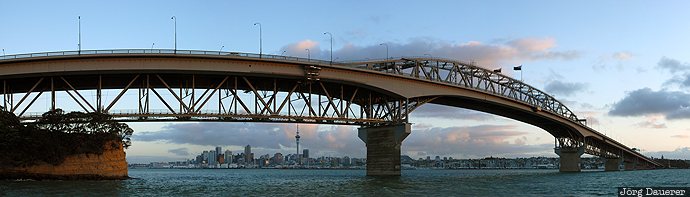 Auckland, Auckland Harbour Bridge, bridge, evening light, Herne Bay, New Zealand, north island, Neuseeland