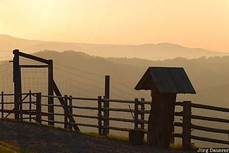 Austria, Kärnten, Latschach, fence, morning light, mountains, silhouettes, Österreich, Oesterreich