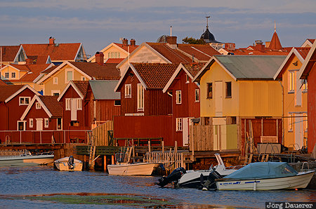 Smögen, SWE, Sweden, Västra Götaland, Baltic sea, boats, colorful