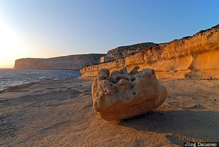 Malta, Munxar, beach, Bizarre Rock, coast, evening light, Gozo