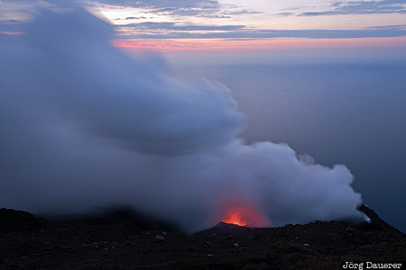 Stromboli Ginostra, ITA, Italy, Piscità, clouds, eruption, evening light, Sicily, Italien, Italia, Sizilien, Sicilia