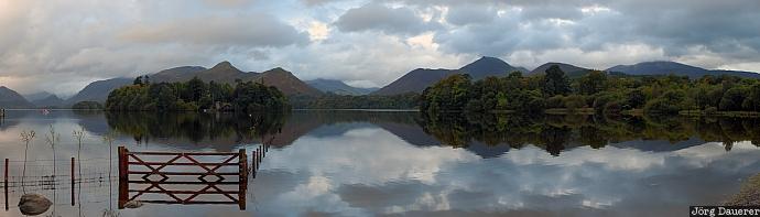 Reflexions in Dervent Water sky, clouds, lake, reflexion, Keswick, United Kingdom, England, Cumbria, Großbritannien, Vereinigtes Königreich, Grossbritannien, Vereinigtes Koenigreich