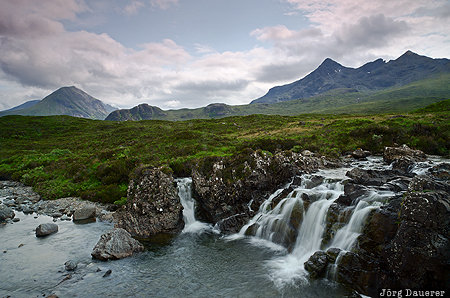 Allt Dearg Mor, hebrides, Inner Hebrides, Isle of Skye, mountains, Sligachan Waterfalls, waterfall, United Kingdom, Scotland, Großbritannien, Vereinigtes Königreich, Schottland, Grossbritannien, Vereinigtes Koenigreich