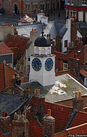 United Kingdom, Whitby, Yorkshire, clock, roofs, white steeple, market hall, Großbritannien, Vereinigtes Königreich, Grossbritannien, Vereinigtes Koenigreich