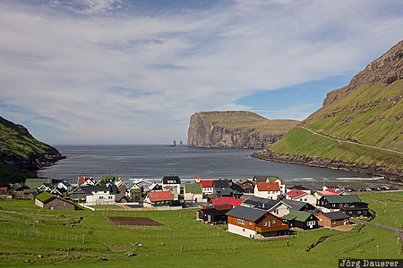 Faroe Islands, FRO, Tjørnuvik, Tjørnuvík, blue sky, clouds, Eysturoy, Steymoy, Färöer-Inseln, Tjornuvik, Faeroeer-Inseln