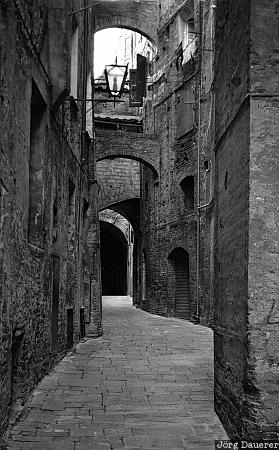 Tuscany, Italy, Siana, alley, arches, street lamp, street light, Siena, Italien, Italia