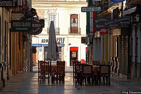 Spain, Andalusia, Ronda, alley, chairs, desks, morning light, Spanien, Espana, Andalucia, Andalusien