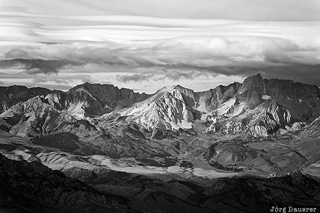 Sierra Nevada Bishop, California, Laws, United States, USA, clouds, morning light, Vereinigte Staten, Kalifornien, CA