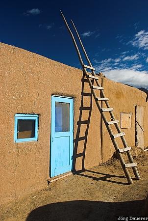 adobe, blue sky, clouds, door, El Prado, ladder, New Mexico, United States, Taos, USA, Vereinigte Staten, Neu Mexiko, NM