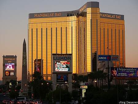 Mandalay Bay Casino, morning, hotel, sunrise, Las Vegas, Nevada, United States, USA, Vereinigte Staten, NV