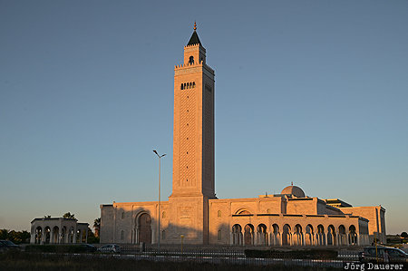 Anas Ibn Malek Mosque, arch way, arches, blue sky, Carthage, evening light, minaret, Tunisia, Gouvernorat Tunis