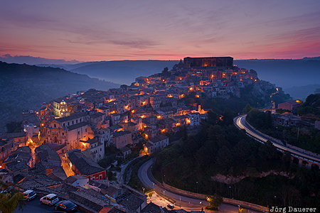 ITA, Italy, Ragusa Ibla, blue hour, flood-lit, light trails, morning light, Sicily, Italien, Italia, Sizilien, Sicilia
